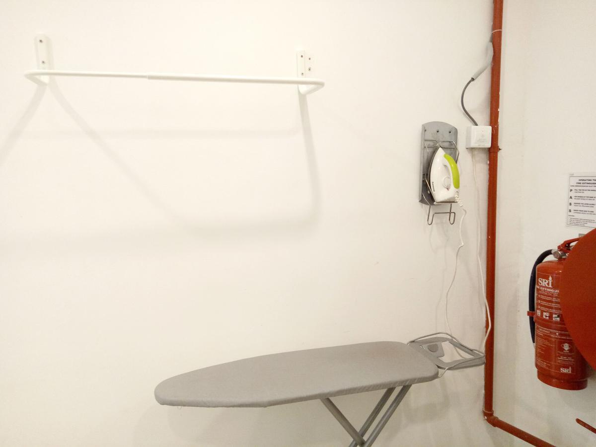 Apple 1 Hotel Budget Ґелуґор Екстер'єр фото