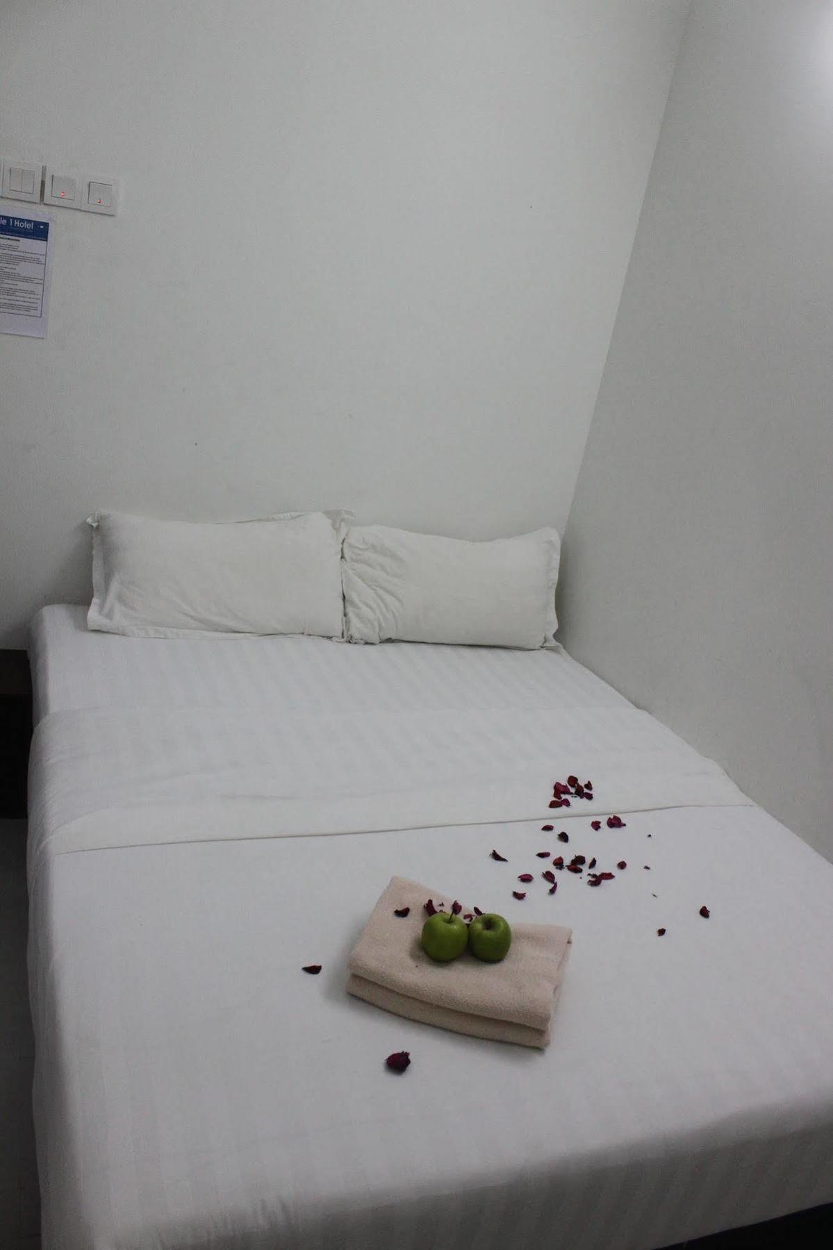 Apple 1 Hotel Budget Ґелуґор Екстер'єр фото
